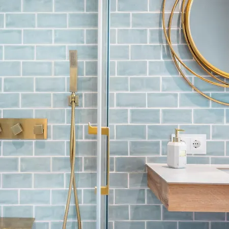 La Ventana Del Cantabrico * Luanco