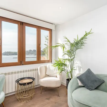 La Ventana Del Cantábrico * Luanco